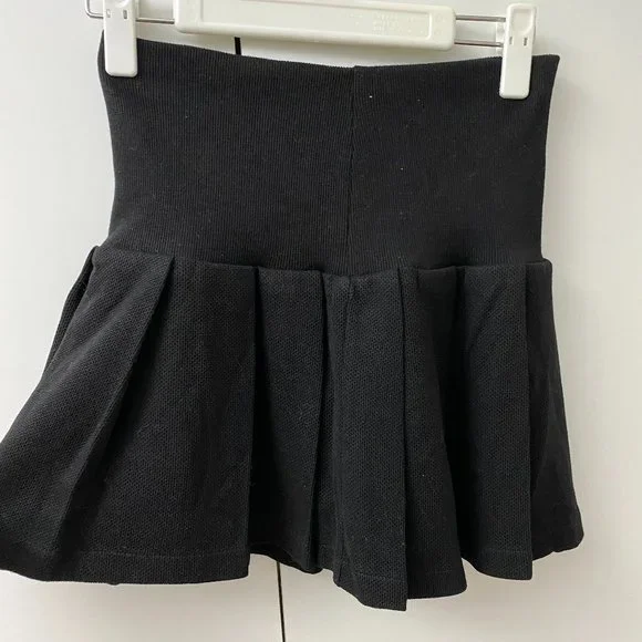 Women's Winter Knit Skirt - Picture 2 of 12